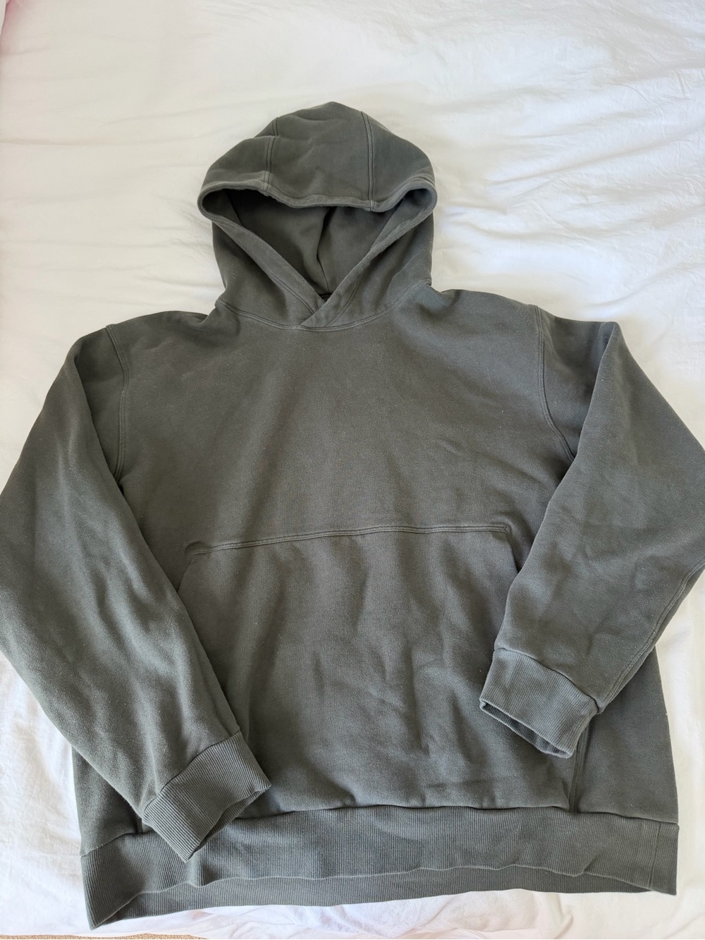 lululemon athletica Men's Hoodie in Olive